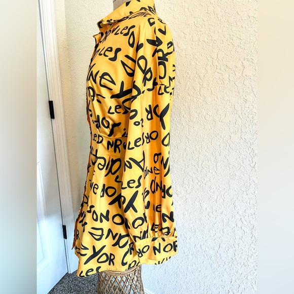 Halfheart Women’s Size M Blouse Dress with Script Writing and Pleated Waist - Picture 4 of 13